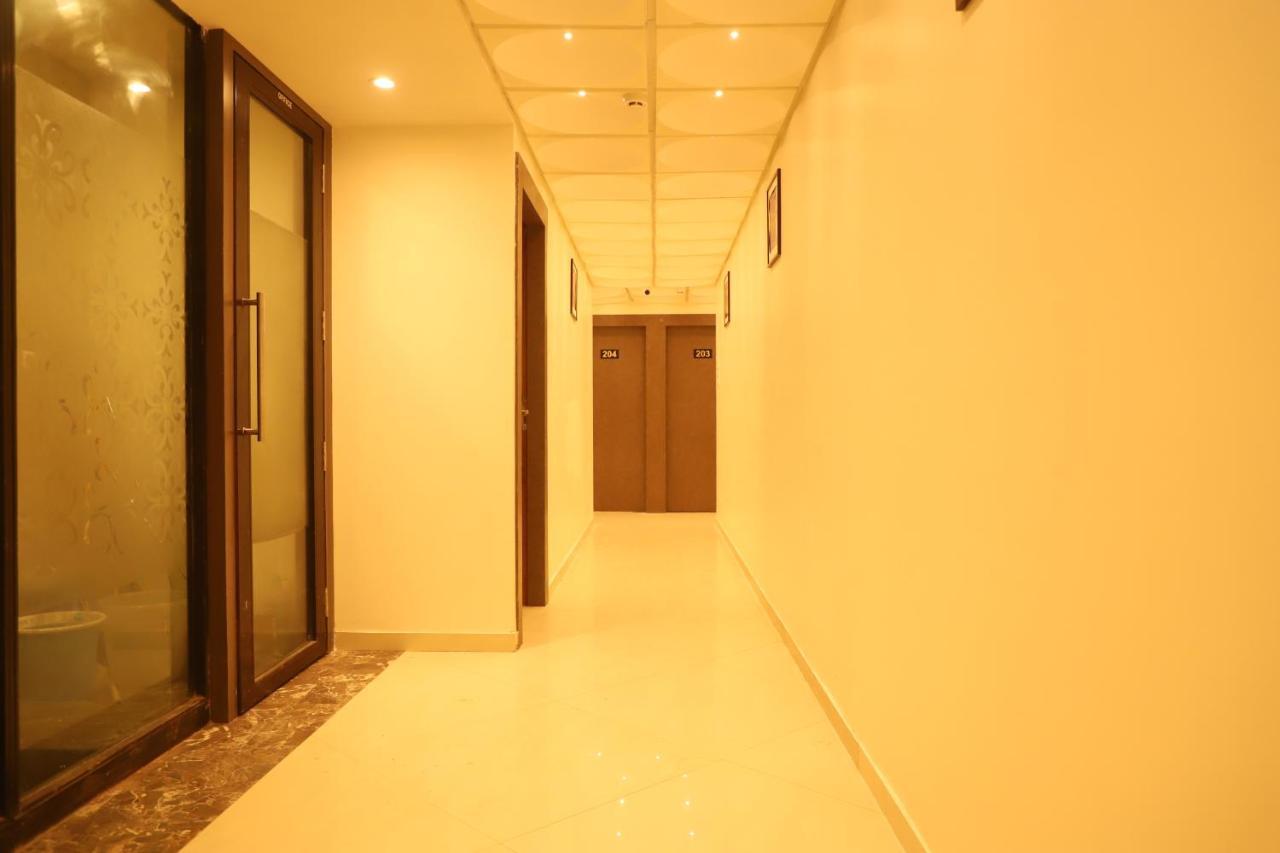 Hotel Sai Pritam Βομβάη Εξωτερικό φωτογραφία