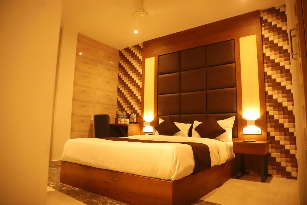 Hotel Sai Pritam Βομβάη Εξωτερικό φωτογραφία