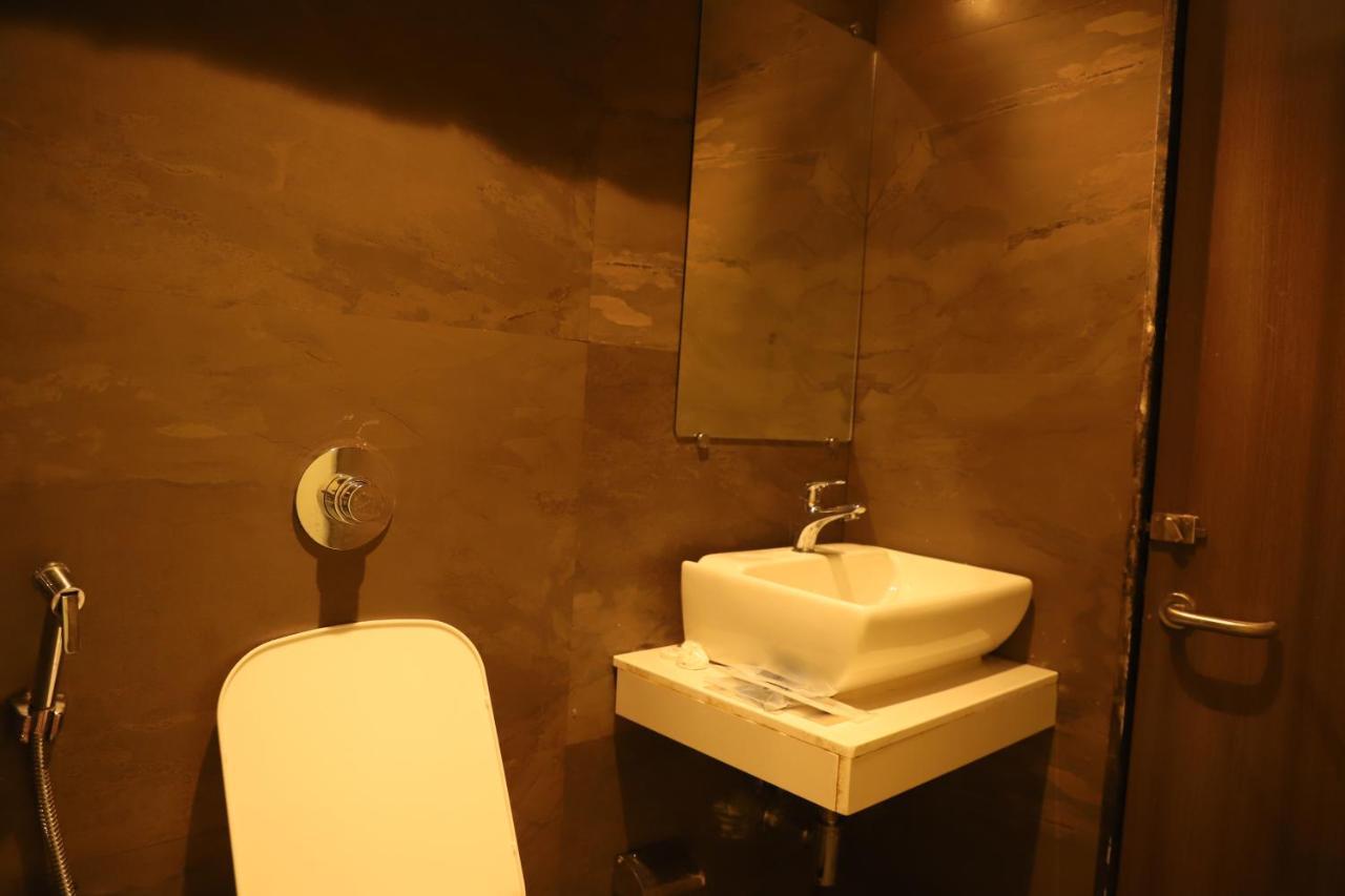 Hotel Sai Pritam Βομβάη Εξωτερικό φωτογραφία